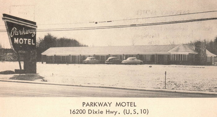 Parkway Motel - Old Postcard (newer photo)